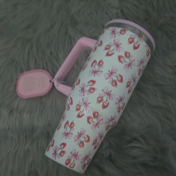 Aqua Other - Aqua Tumbler with Strawberry and Bow Design